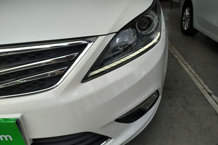 Used CHANGAN Eado 2015 1.6L Manual Luxury Model China V Standard Left Front Headlight
