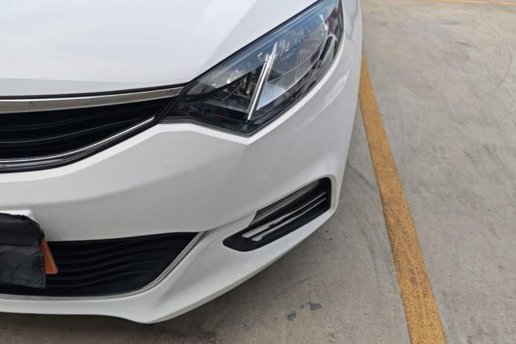 Used CHANGAN Eado 2015 1.6L Manual Junku Model China V Standard Left Front Headlight