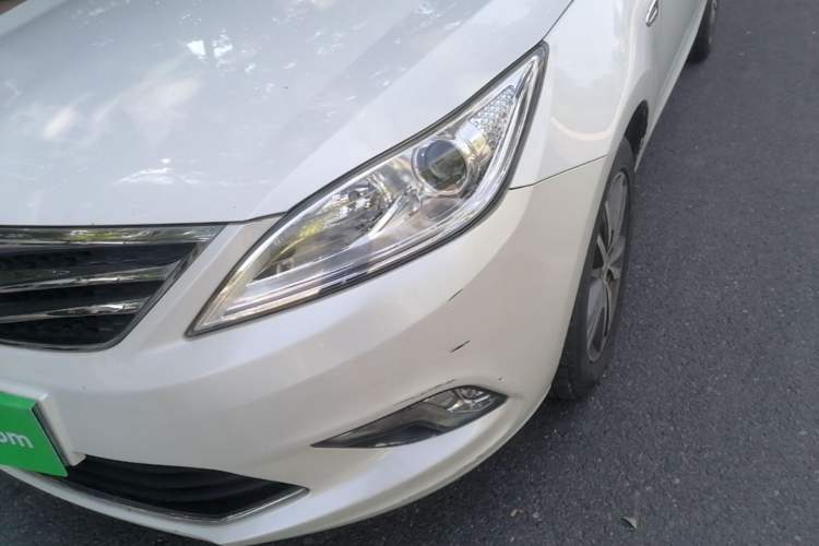 Used CHANGAN Eado 2015 1.6L Automatic Luxury Model Left Front Headlight
