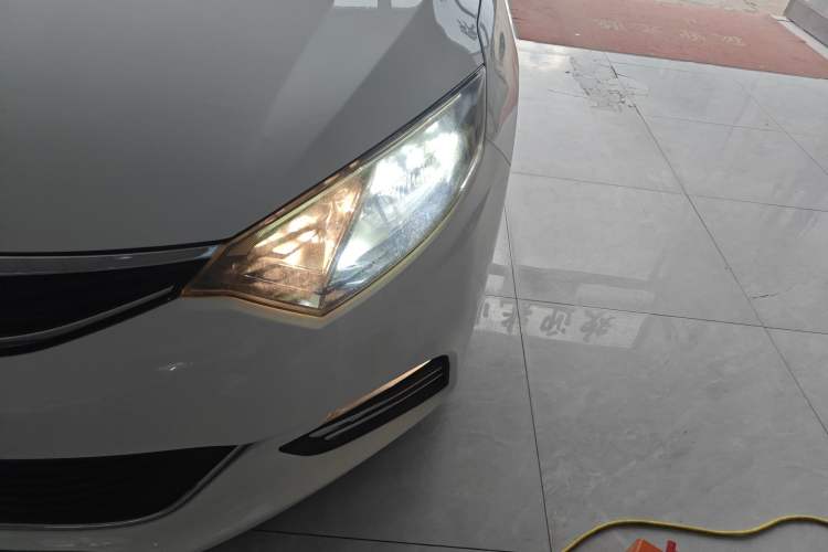 Used CHANGAN Eado 2015 1.6L Automatic Junku Model China IV Standard Left Front Headlight