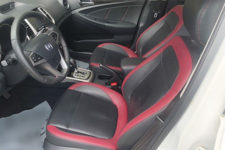 Used CHANGAN Eado 2015 1.6L Automatic Junku Model China IV Standard Left Front Seat