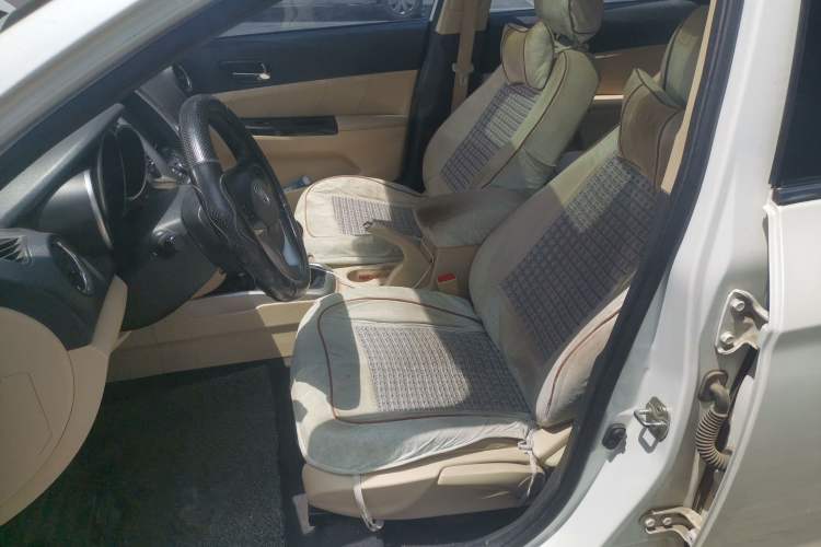 Used CHANGAN Eado 2015 1.6L Manual Luxury Model China IV Standard Left Front Seat