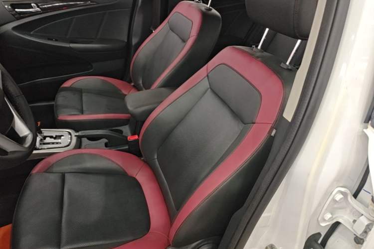 Used CHANGAN Eado 2015 1.6L Automatic Junku Model China IV Standard Left Front Seat