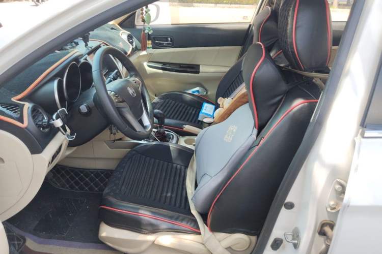 Used CHANGAN Eado 2015 1.6L Manual Luxury Model China IV Standard Left Front Seat