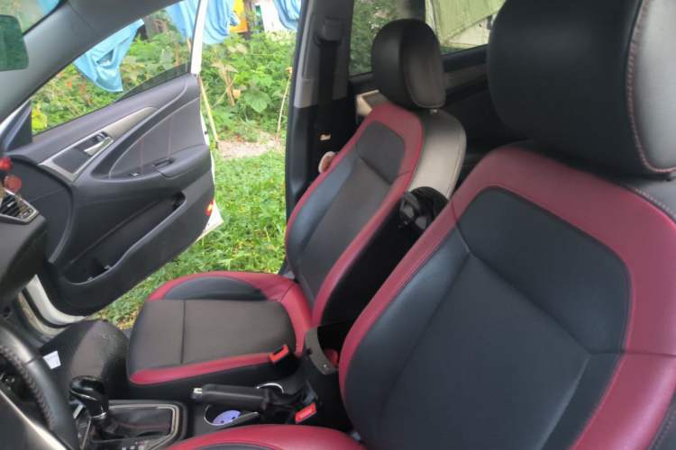 Used CHANGAN Eado 2015 1.6L Automatic Junku Model China IV Standard Left Front Seat