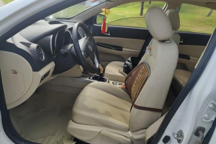 Used CHANGAN Eado 2015 1.6L Manual Luxury Model China IV Standard Left Front Seat