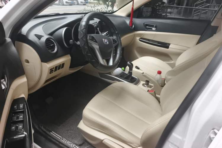 Used CHANGAN Eado 2015 1.6L Manual Luxury Model China IV Standard Left Front Seat