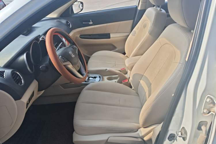 Used CHANGAN Eado 2015 1.6L Automatic Luxury Model Left Front Seat