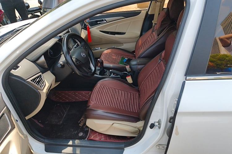 Used CHANGAN Eado 2015 1.6L Manual Luxury Model China IV Standard Left Front Seat