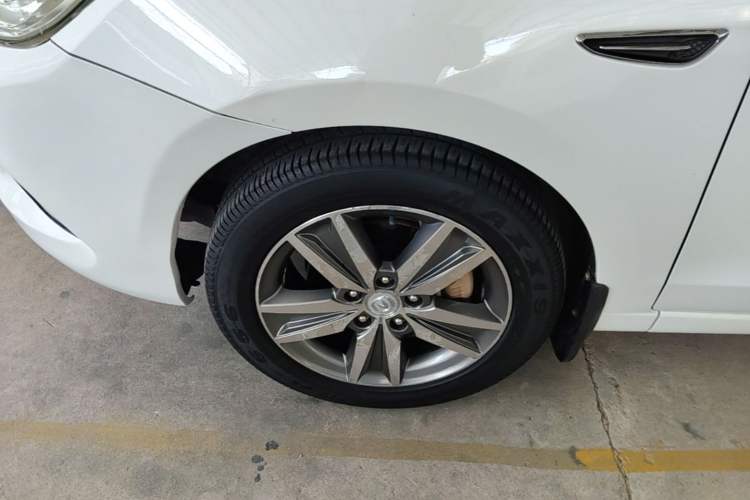Used CHANGAN Eado 2015 1.6L Manual Luxury Model China V Standard Left Front Wheel Hub