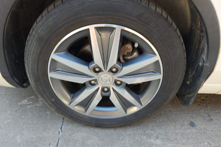 Used CHANGAN Eado 2015 1.6L Manual Junku Model China IV Standard Left Front Wheel Hub