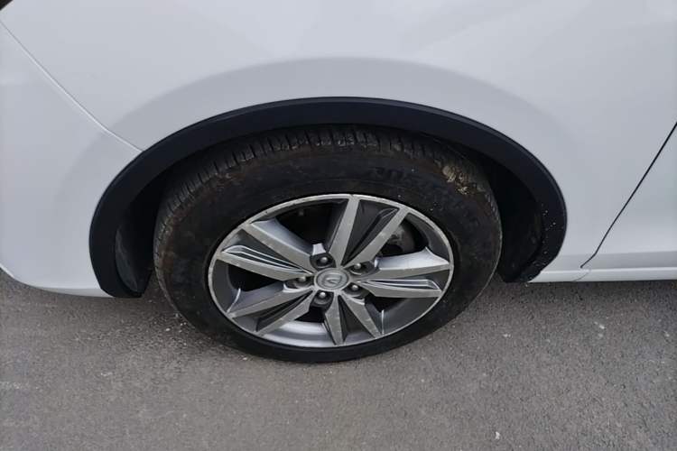 Used CHANGAN Eado 2015 1.6L Automatic Junku Model China IV Standard Left Front Wheel Hub