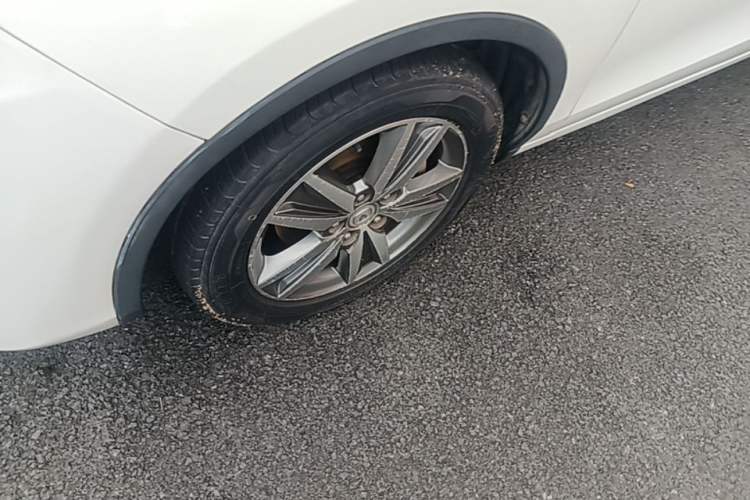 Used CHANGAN Eado 2015 1.6L Automatic Junku Model China V Standard Left Front Wheel Hub