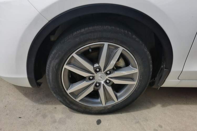 Used CHANGAN Eado 2015 1.6L Manual Junku Model China IV Standard Left Front Wheel Hub
