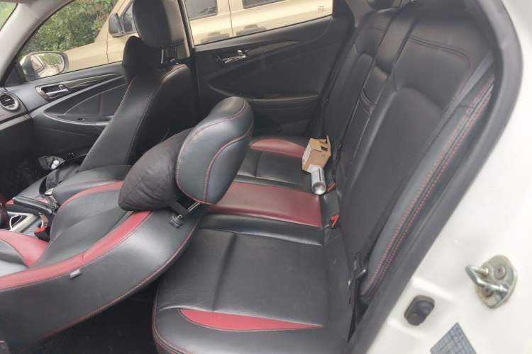Used CHANGAN Eado 2015 1.6L Manual Junku Model China IV Standard Left Rear Seat