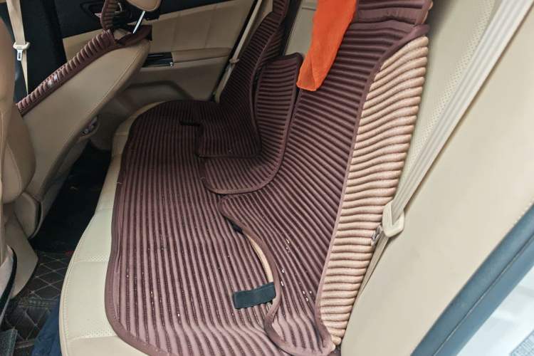 Used CHANGAN Eado 2015 1.6L Manual Luxury Model China IV Standard Left Rear Seat