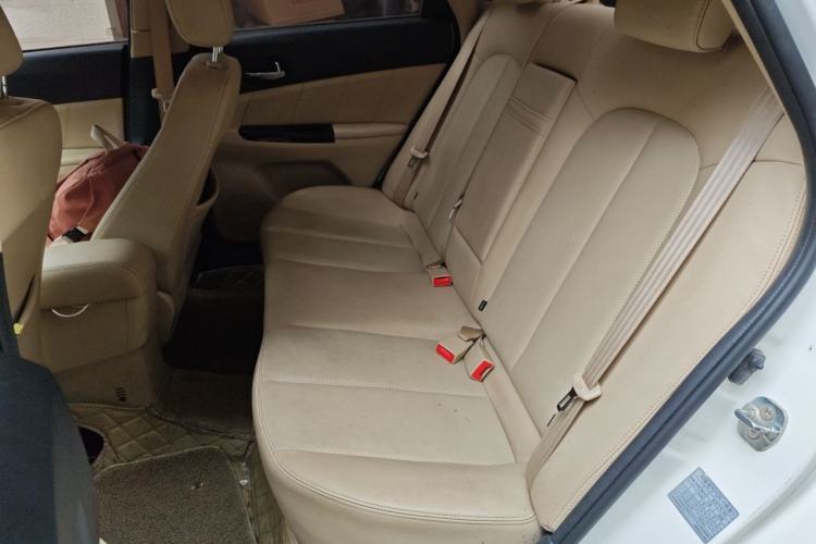 Used CHANGAN Eado 2015 1.6L Manual Luxury Model China IV Standard Left Rear Seat