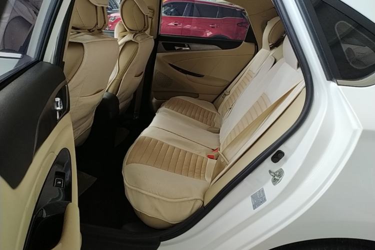 Used CHANGAN Eado 2015 1.6L Manual Luxury Model China V Standard Left Rear Seat