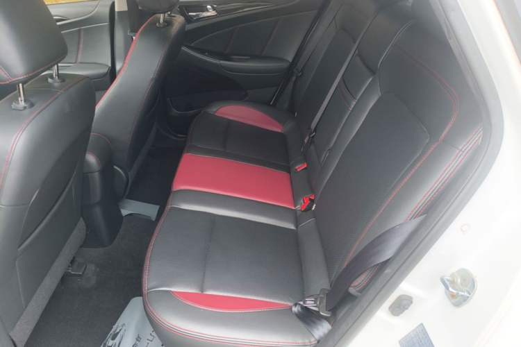 Used CHANGAN Eado 2015 1.6L Automatic Junku Model China IV Standard Left Rear Seat