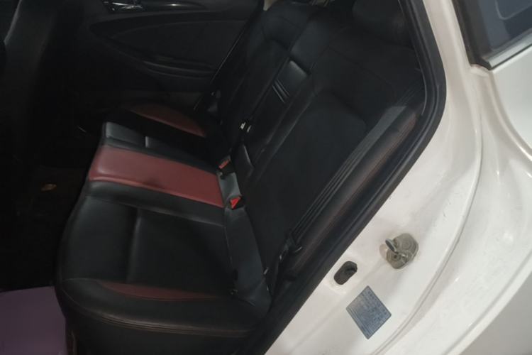 Used CHANGAN Eado 2015 1.6L Manual ZhiKu Model China IV Standard Left Rear Seat