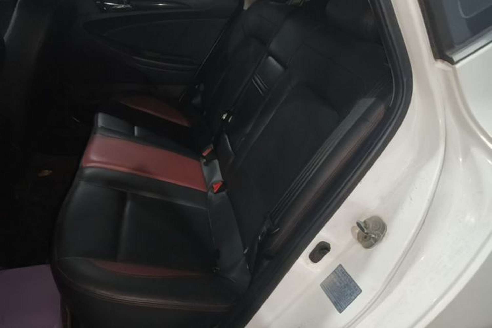 Used CHANGAN Eado 2015 1.6L Manual ZhiKu Model China IV Standard Left Rear Seat