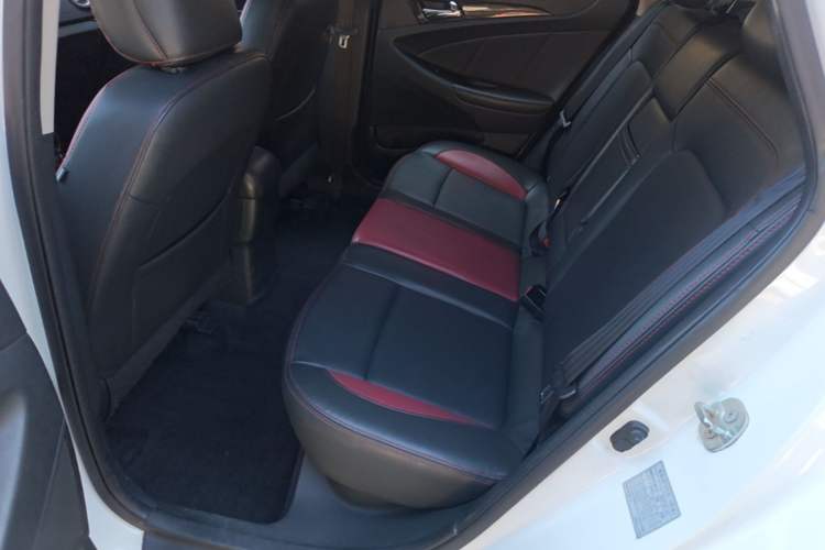 Used CHANGAN Eado 2015 1.6L Manual Junku Model China IV Standard Left Rear Seat