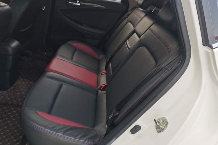 Used CHANGAN Eado 2015 1.6L Manual Junku Model China V Standard Left Rear Seat