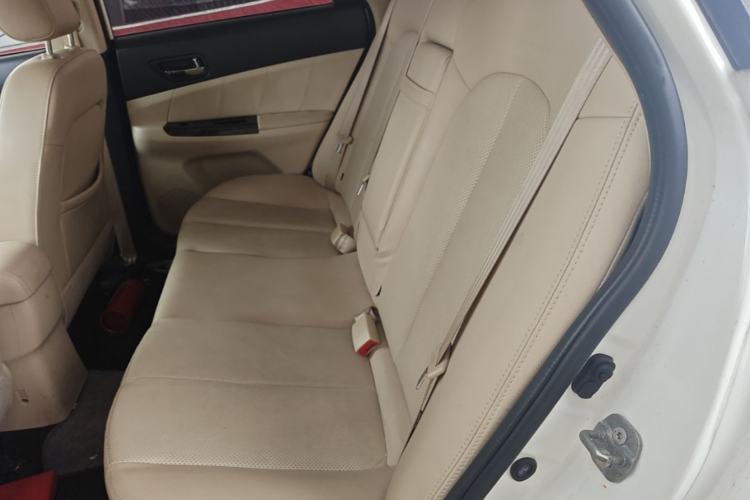 Used CHANGAN Eado 2015 1.6L Automatic Luxury Model Left Rear Seat