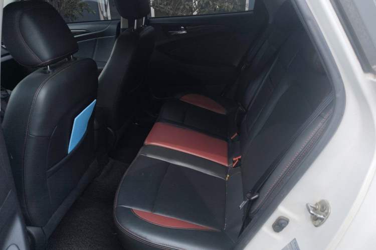 Used CHANGAN Eado 2015 1.6L Manual Junku Model China IV Standard Left Rear Seat