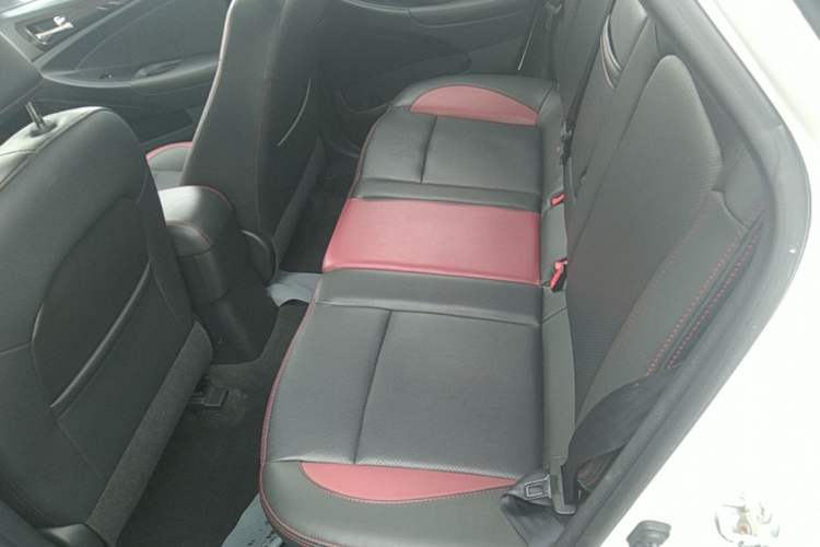 Used CHANGAN Eado 2015 1.6L Automatic Junku Model China IV Standard Left Rear Seat