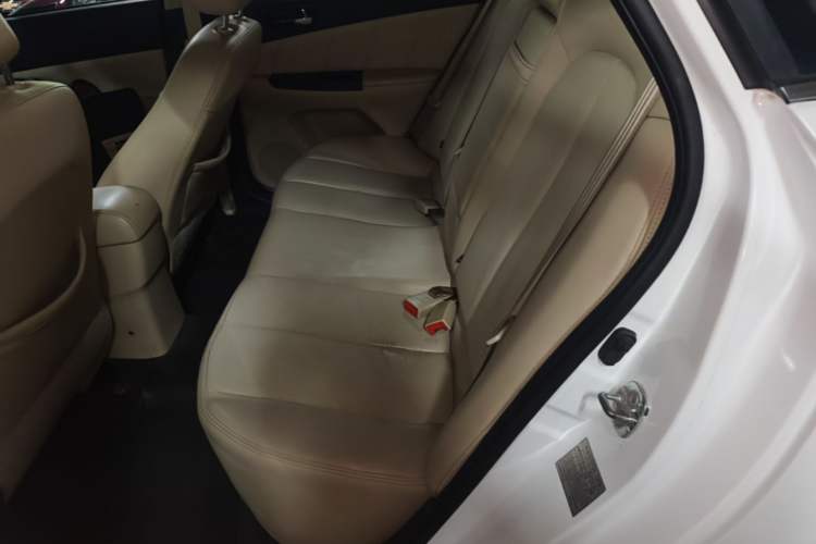 Used CHANGAN Eado 2015 1.6L Automatic Luxury Model Left Rear Seat