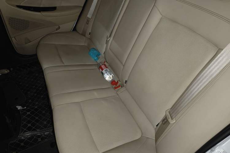 Used CHANGAN Eado 2015 1.6L Manual Luxury Model China IV Standard Left Rear Seat