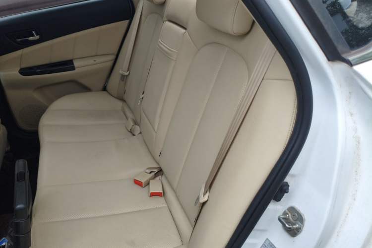 Used CHANGAN Eado 2015 1.6L Automatic Luxury Model Left Rear Seat