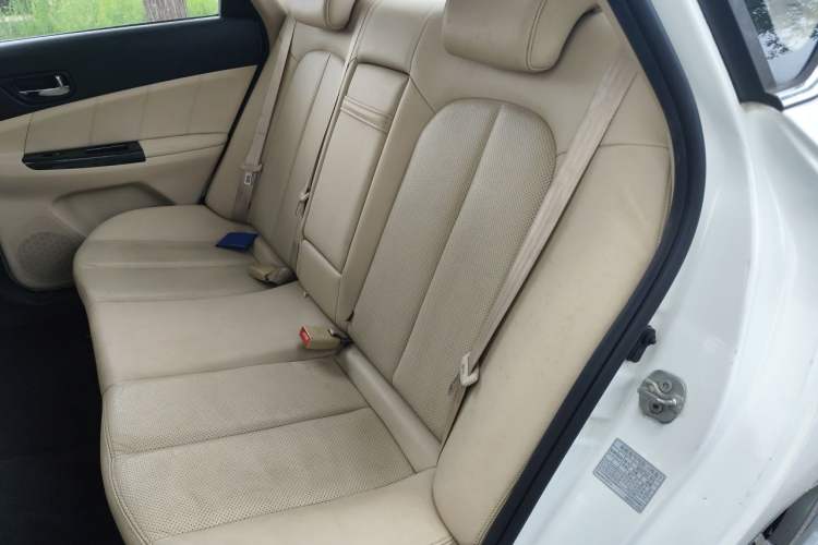 Used CHANGAN Eado 2015 1.6L Manual Luxury Model China V Standard Left Rear Seat