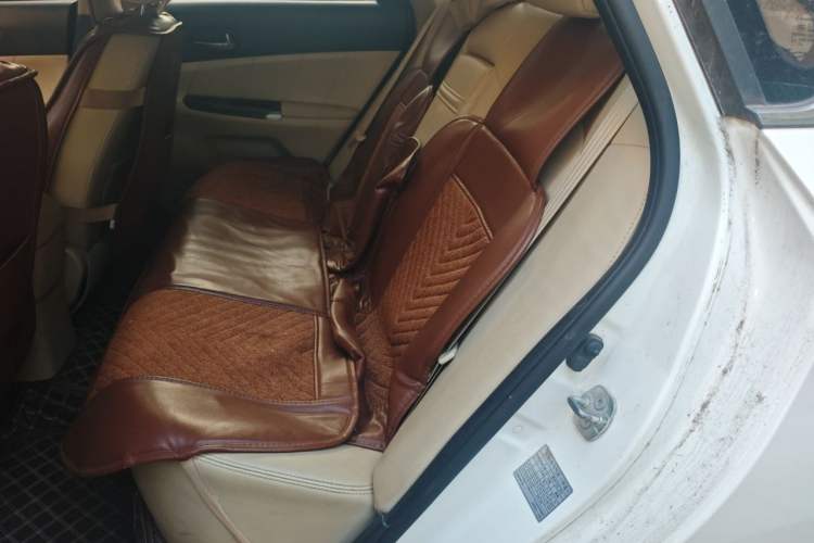 Used CHANGAN Eado 2015 1.6L Manual Luxury Model China IV Standard Left Rear Seat