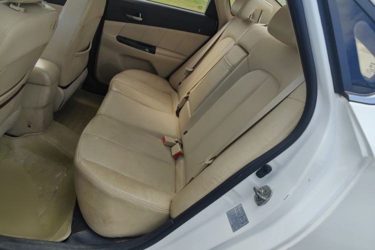 Used CHANGAN Eado 2015 1.6L Manual Luxury Model China IV Standard Left Rear Seat
