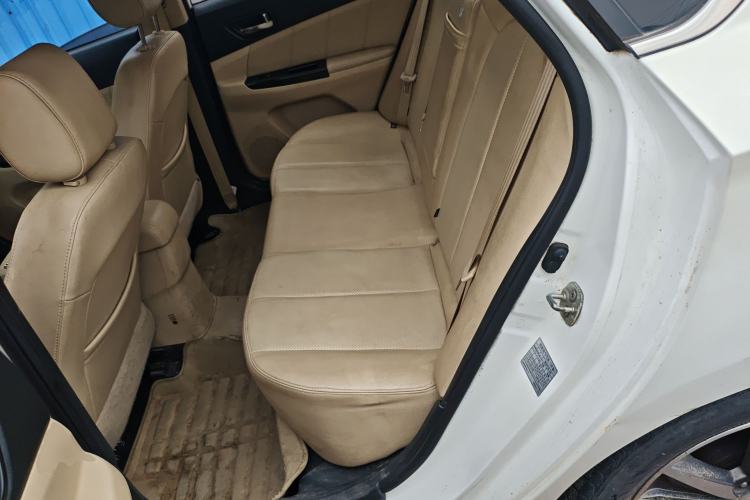 Used CHANGAN Eado 2015 1.6L Manual Luxury Model China IV Standard Left Rear Seat