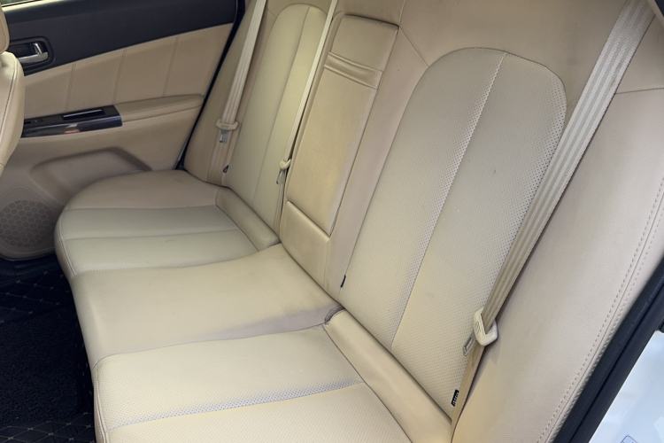 Used CHANGAN Eado 2015 1.6L Manual Luxury Model China V Standard Left Rear Seat