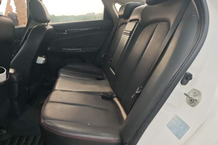 Used CHANGAN Eado 2015 1.6L Manual Flagship Model Left Rear Seat