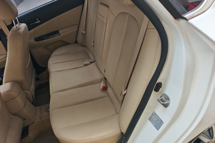 Used CHANGAN Eado 2015 1.6L Automatic Luxury Model Left Rear Seat