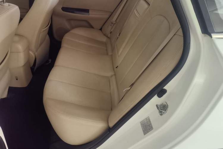 Used CHANGAN Eado 2015 1.6L Automatic Luxury Model Left Rear Seat