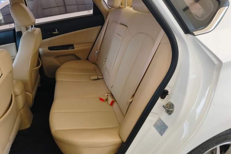 Used CHANGAN Eado 2015 1.6L Manual Luxury Model China V Standard Left Rear Seat