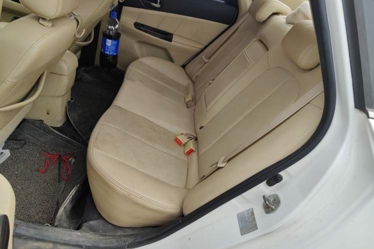 Used CHANGAN Eado 2015 1.6L Manual Luxury Model China V Standard Left Rear Seat
