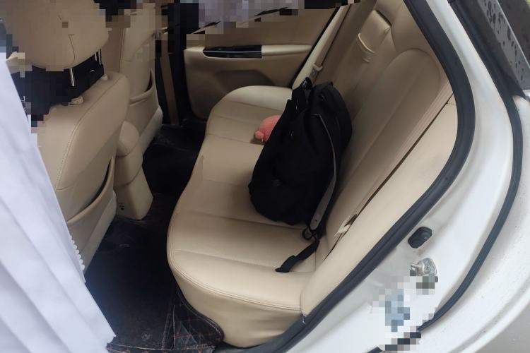 Used CHANGAN Eado 2015 1.6L Manual Luxury Model China IV Standard Left Rear Seat
