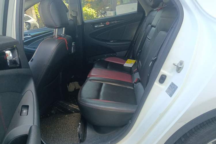 Used CHANGAN Eado 2015 1.6L Automatic Junku Model China IV Standard Left Rear Seat