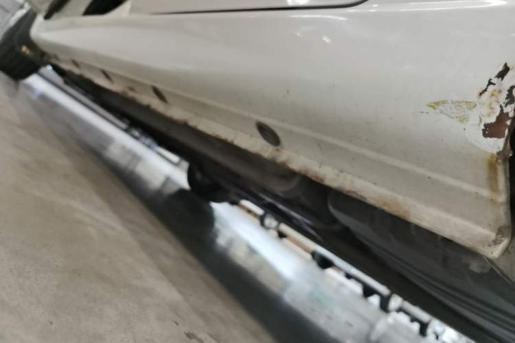 Used CHANGAN Eado 2015 1.6L Manual Luxury Model China V Standard Left Side Sill