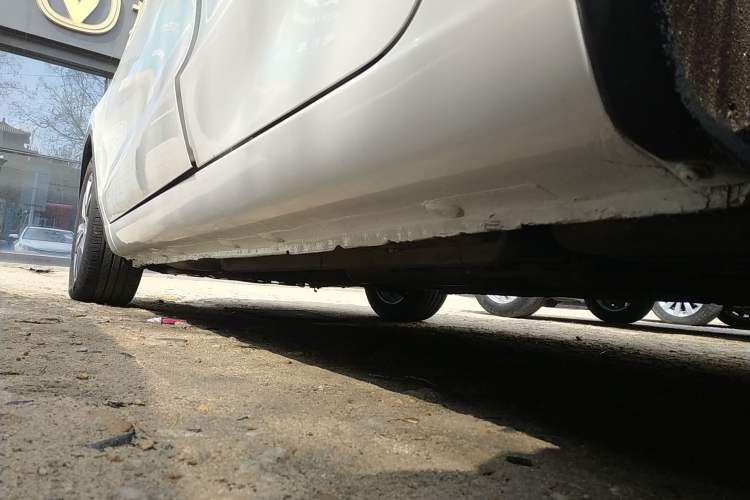 Used CHANGAN Eado 2015 1.6L Manual Junku Model China V Standard Left Side Sill
