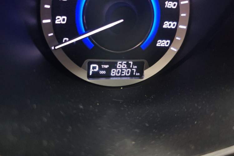 Used CHANGAN Eado 2015 1.6L Automatic Junku Model China V Standard Odometer Close Up