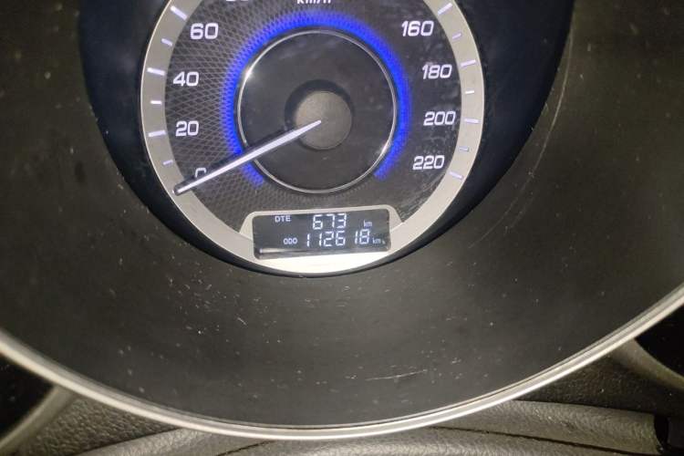 Used CHANGAN Eado 2015 1.6L Manual Luxury Model China V Standard Odometer Close Up