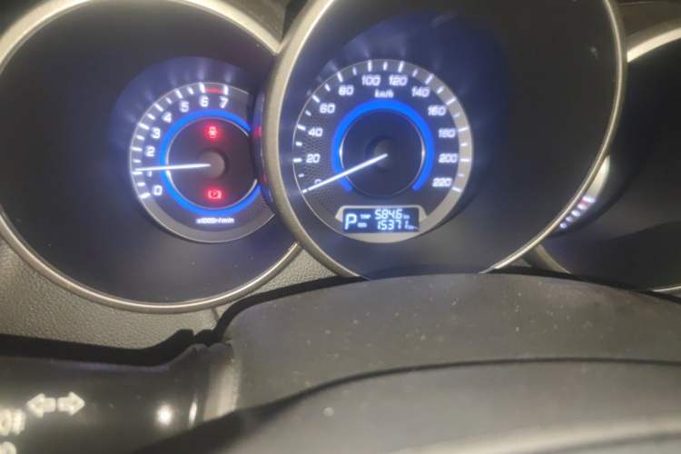 Used CHANGAN Eado 2015 1.6L Automatic Junku Model China V Standard Odometer Close Up